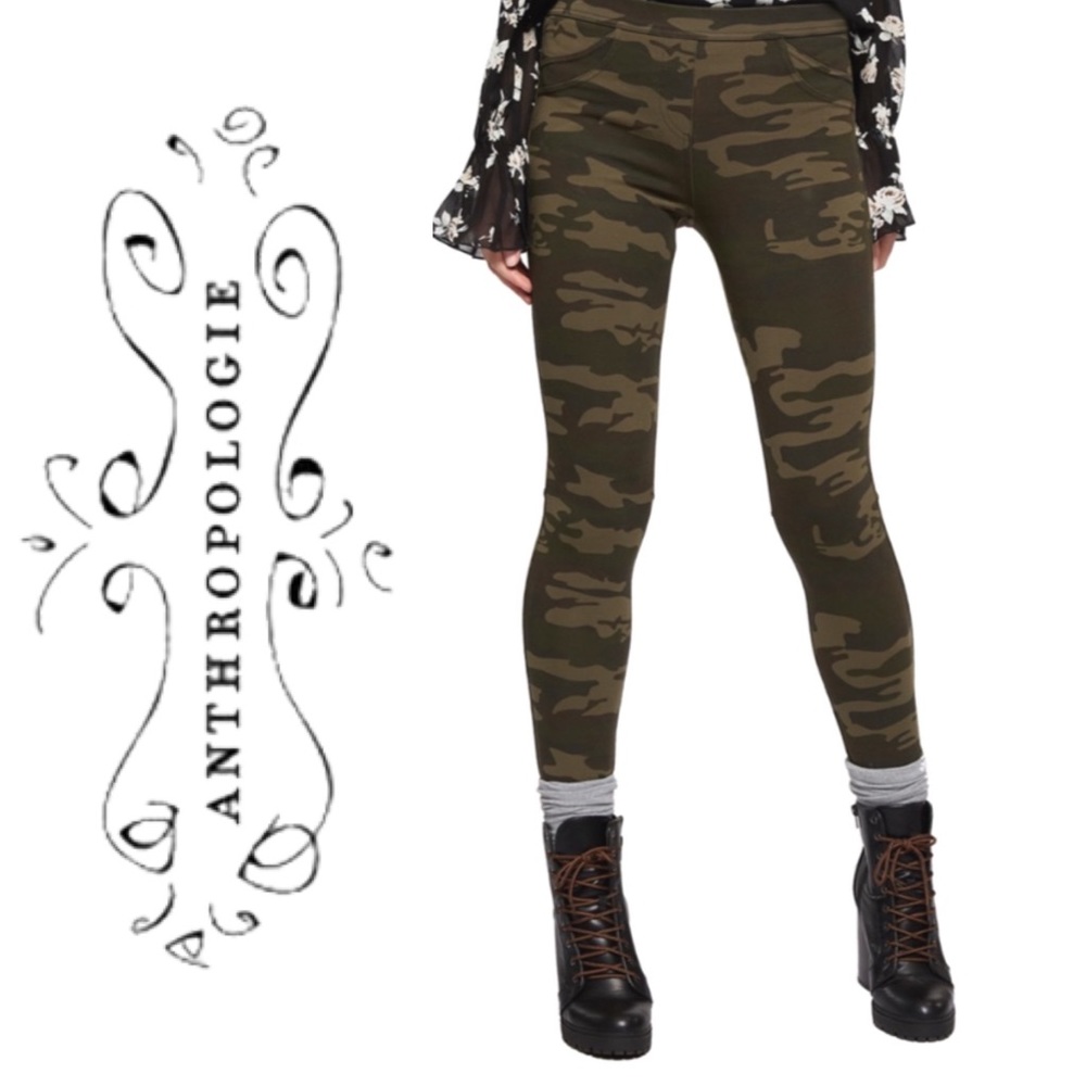 💖 Anthropologie Camouflage Pants